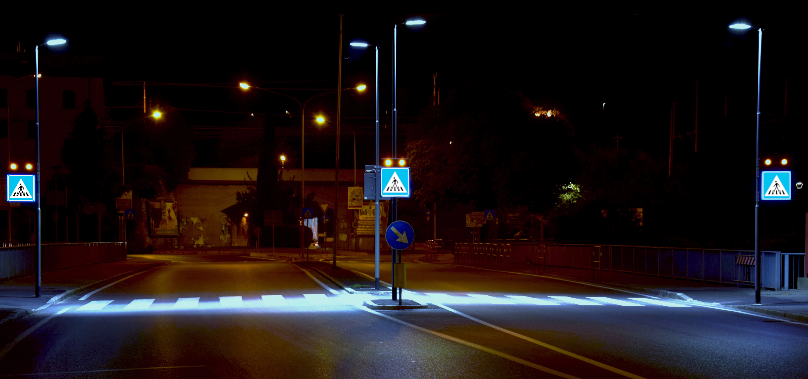 attraversamento pedonale luminoso Viale della Repubblica - Prato